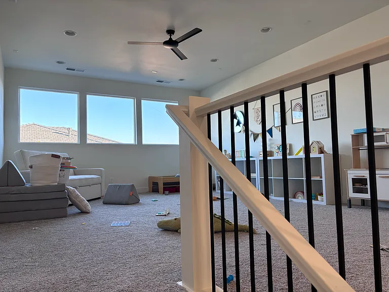 897 W Firelight Dr — Photo 10