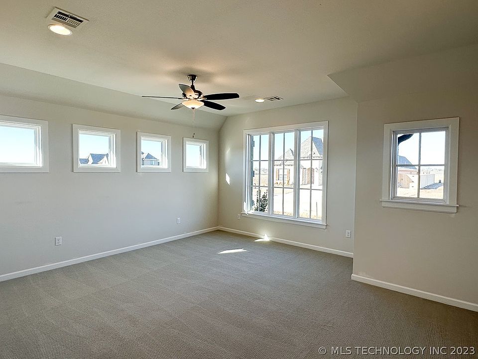 846 E 148th Pl S, Glenpool, OK 74033 MLS 2229169 Zillow