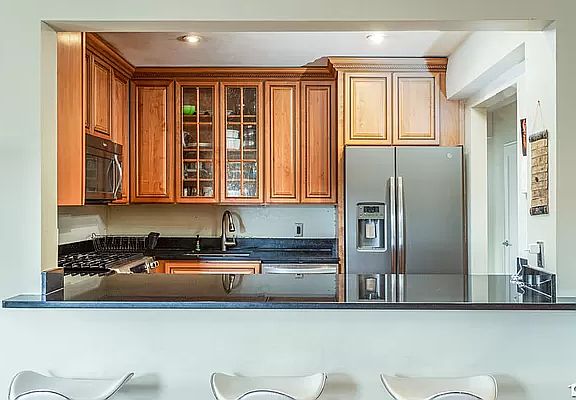 4th image of 2170 Brigham St APT 5B