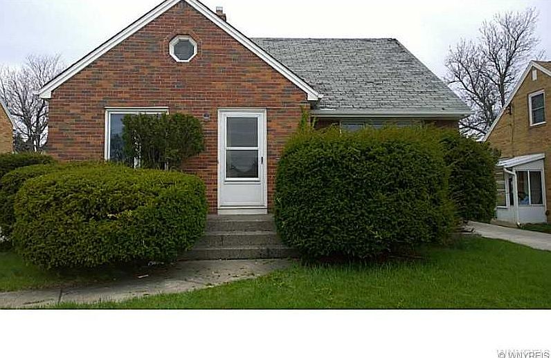 1st image of 30 Markus Dr