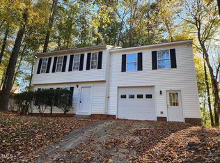 2729 Goshawk Ln, Raleigh, NC 27603