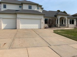 9124 Aspen Grove Ln, Madison, WI 53717