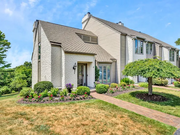 4952 Hunting Hills Cir, Roanoke, VA 24018