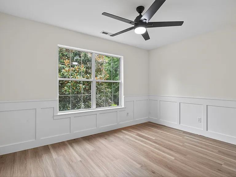 3881 Shenandoah Dr — Photo 13