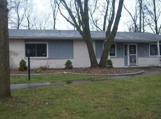 4934 Imperial Park Dr, Fort Wayne, IN