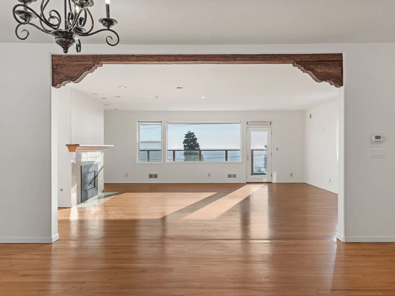 7203 Rindge Avenue, Playa del Rey, CA, USA — Photo 3