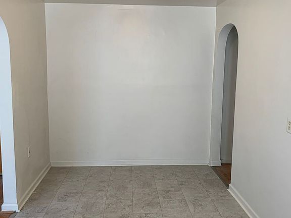 5th image of 3834 Hyde Park Ave #5068545