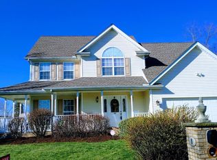 9 Magnolia Ln, Hurricane, WV 25526