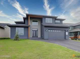 8768 Becks View Cir, Anchorage, AK 99502