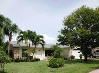 2 Chapel Ct, Tequesta, FL 33469