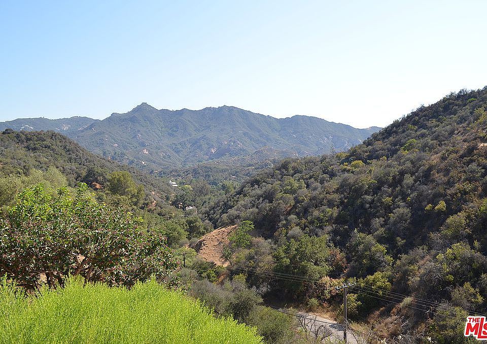 Expansive view from deck