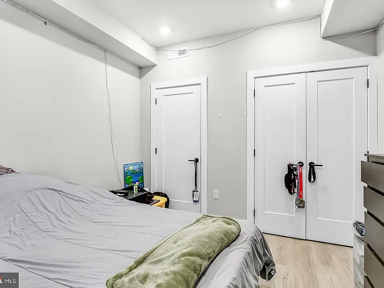 3965 Lancaster Ave #104 — Photo 8