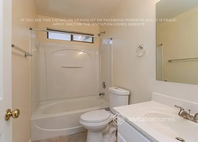 2282 E Meadow Chase Dr — Photo 19