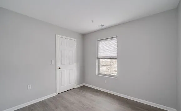 227 W 4th St #2A — Photo 9
