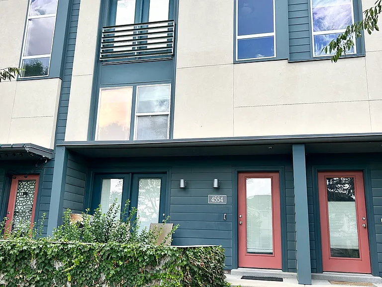 4554 W Vermillion Dr — Photo 15