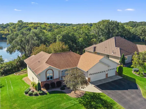 1588 Blackhawk Lake Dr, Eagan, MN 55122