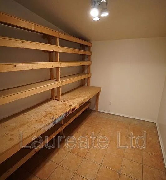 1818 S Dahlia St — Photo 17