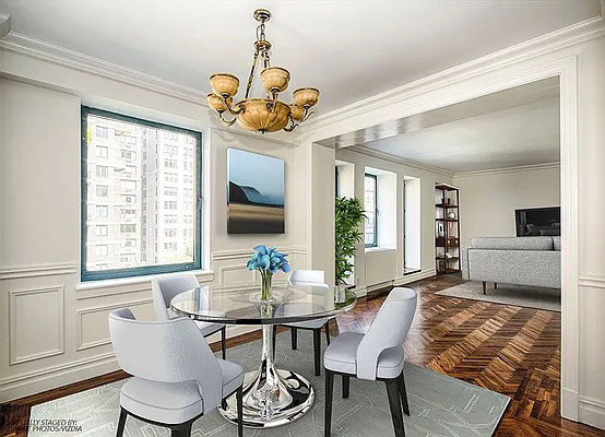 Rented by Warburg | media 10