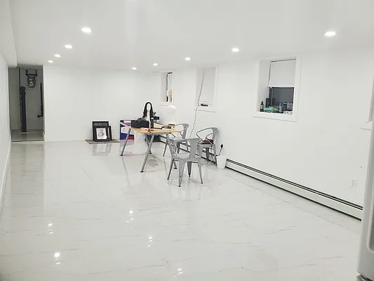 Rented by Abba Realty Associates INC | media 1