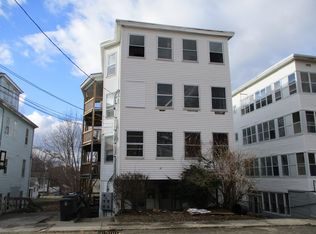 41 Greenwood St, Gardner, MA 01440