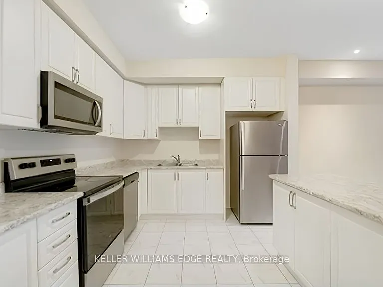 383 Dundas St E #38 — Photo 13