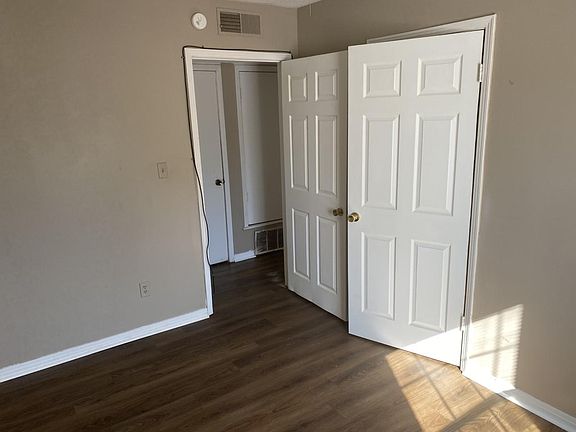 5th image of 239 Greenway St #39