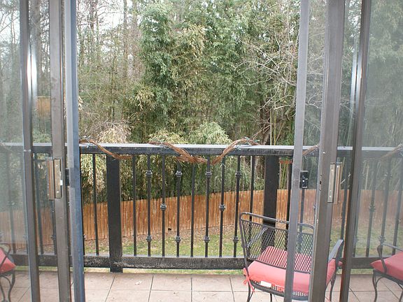 2nd image of 4208 Pine Heights Dr NE