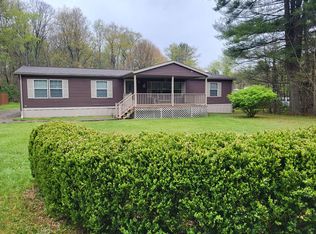 40 Holiday Acres Ln, Vowinckel, PA 16260