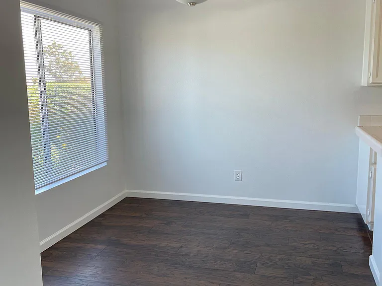 906 S Rancho Santa Fe Rd #A — Photo 4
