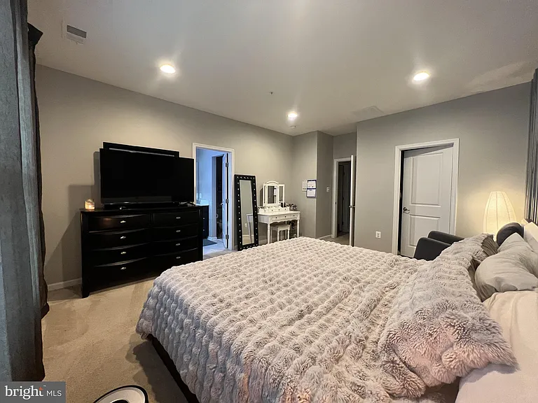 4550 Tinder Box Cir — Photo 23