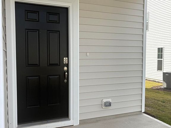 2nd image of 215 Faith Ave