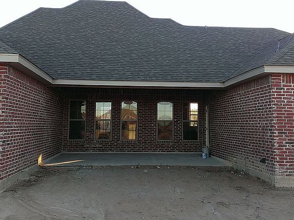 5th image of 2353 Doran Dr