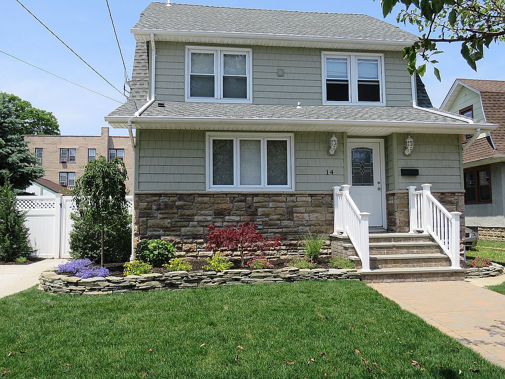 14 Commonwealth Ave, Merrick, NY 11566 Zillow
