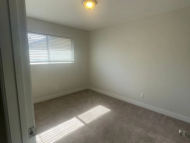 2087 Sahara Way — Photo 16
