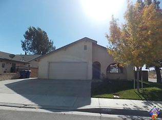 3556 W Avenue J14, Lancaster, CA 93536