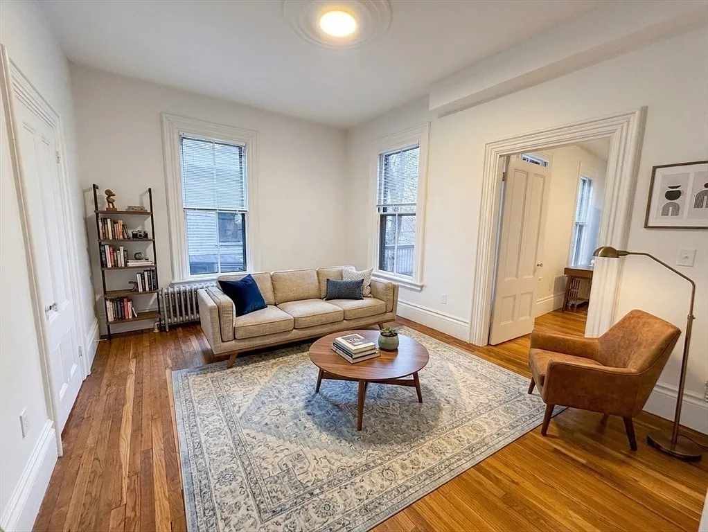 4 bed, 3.5 bath, 2966 sqft, $9,500 — Photo 4