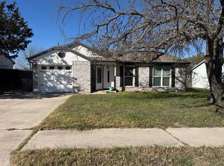 211 Robertstown Rd, Copperas Cove, TX 76522