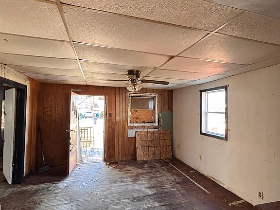 5th image of 1764 E Lawrence St