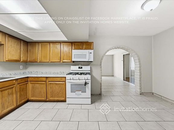 4th image of 4147 W Flower St