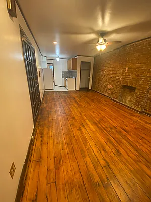 Rented by Standard Living Realty Inc | media 1