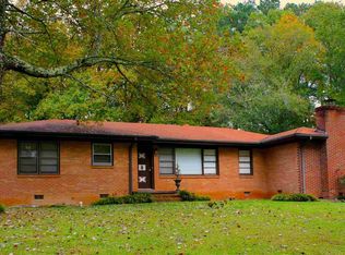 416 Holloway St, Walhalla, SC 29691