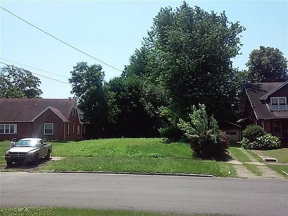 4th image of 1074 Cadillac Blvd