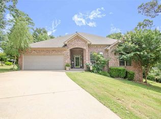 34 Par Ct, Morrilton, AR 72110