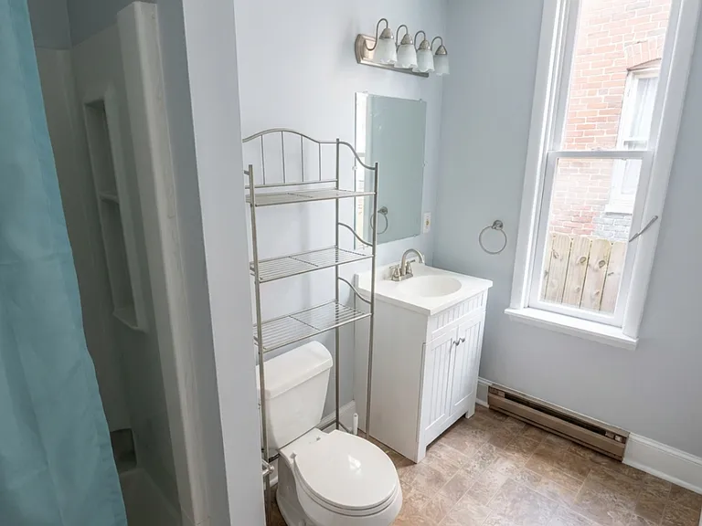 312 E 3rd St #1 — Photo 10