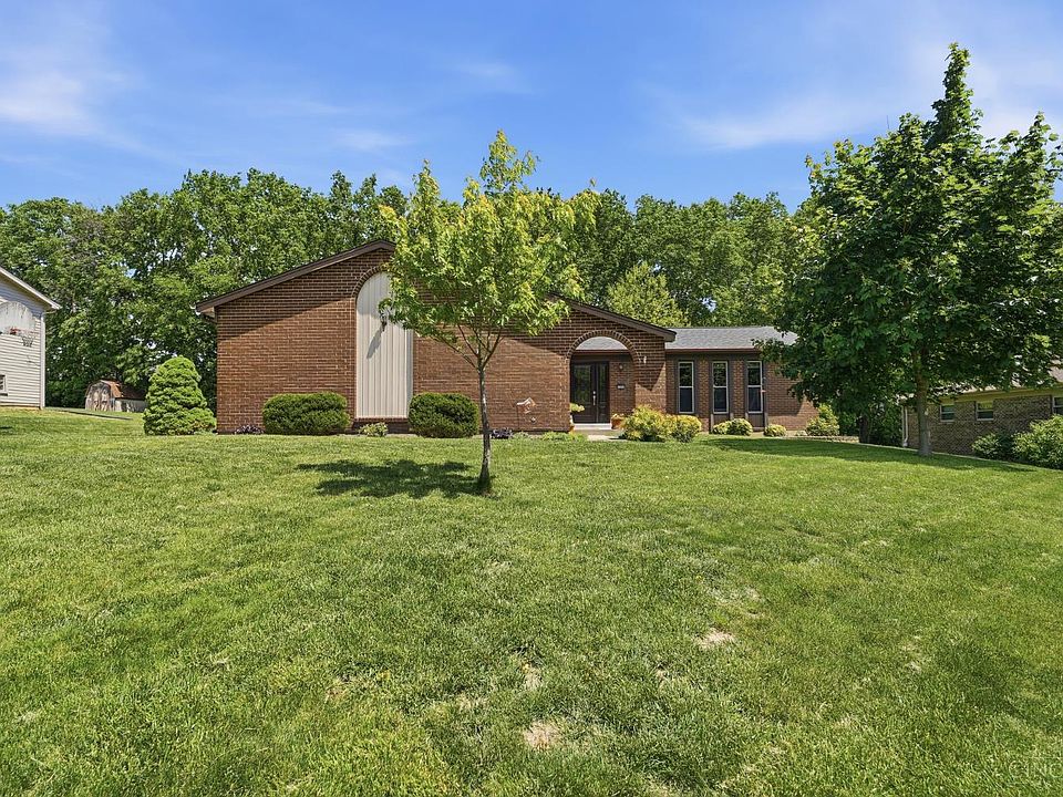 1st image of 5906 Red Oak Dr