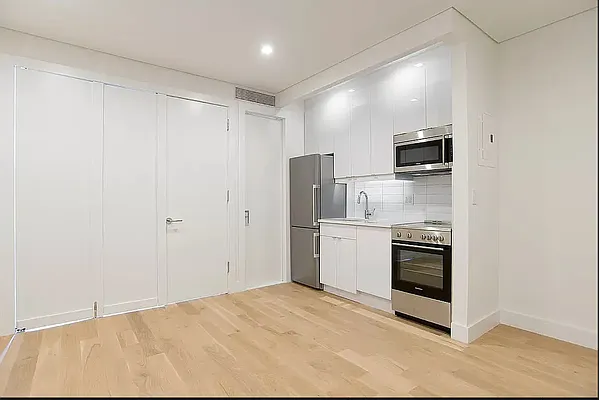 Rented by REAL New York | media 2