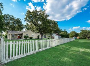 7421 Fm 697, Whitewright, TX 75491