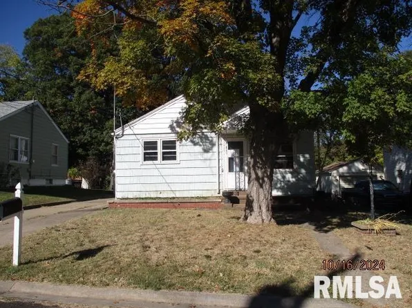 118 W McClure Ave, Peoria, IL 61607