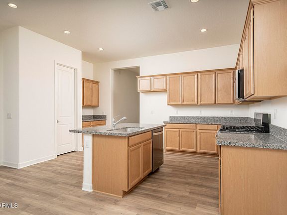 5th image of 18185 W WINDERMERE Drive