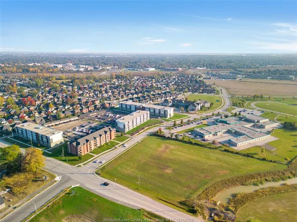 4578 Huron Church Line Rd #509, Lasalle, ON N9H 0M2